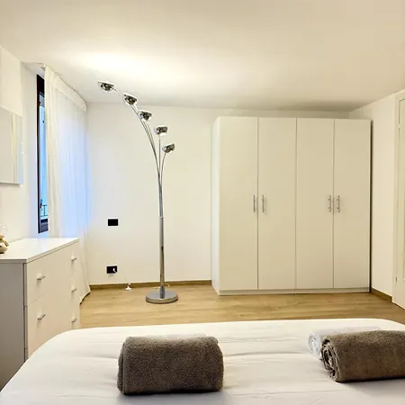 Piazza San Giacomo - Elegant Lejlighed