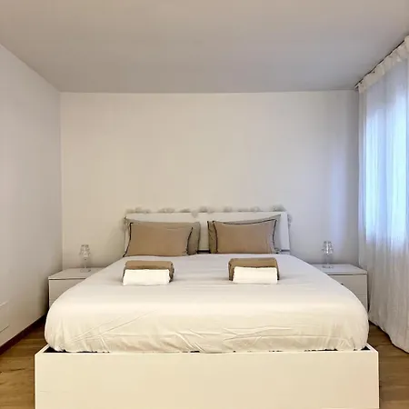 Piazza San Giacomo - Elegant Lejlighed